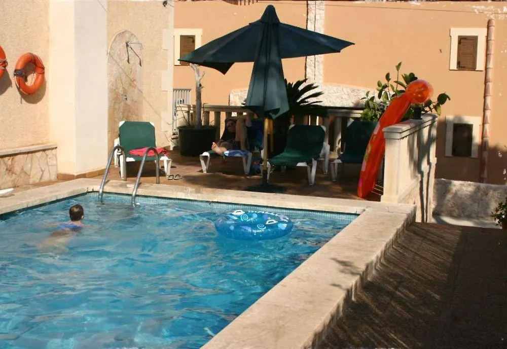 Pensjonat Villa Lorenzo Cala Figuera