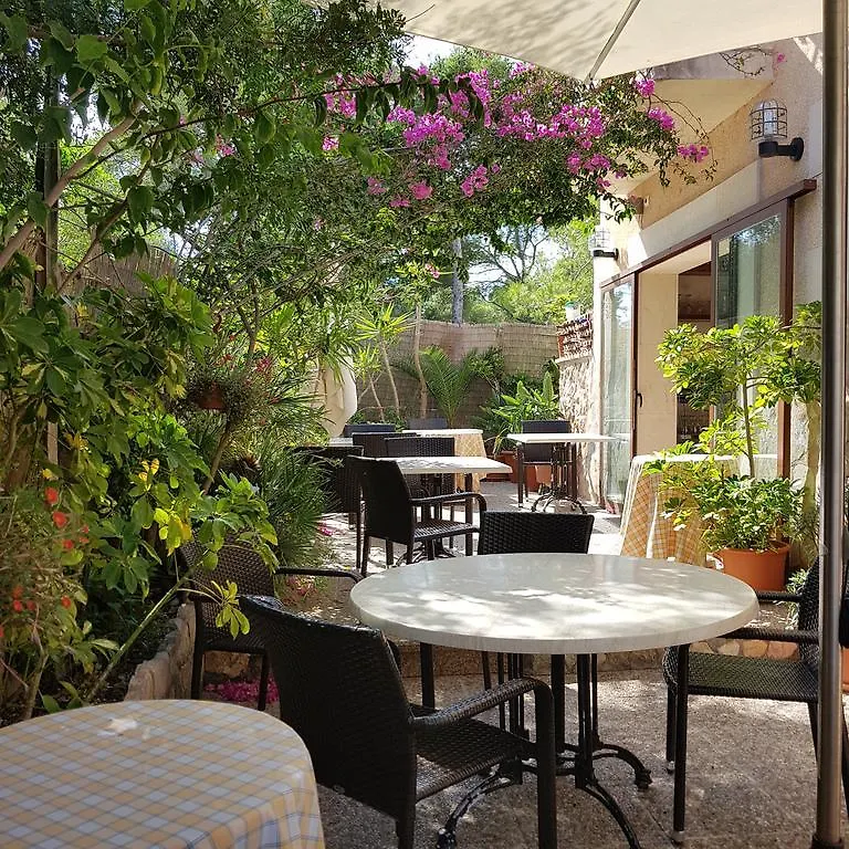 *** Pensjonat Villa Lorenzo Cala Figuera  Hiszpania